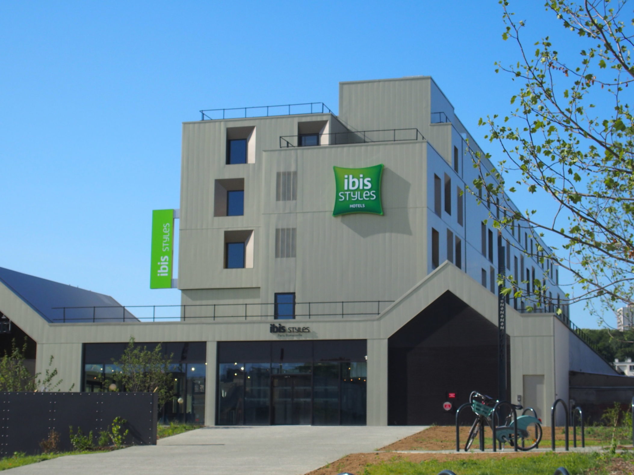 hotel ibis styles paris romainville